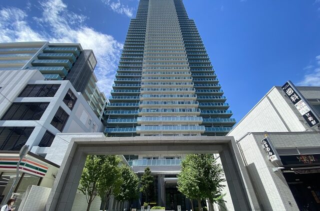 神户都市风光尽在眼底高级塔楼公寓CITY TOWER神户三宫        