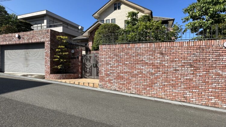 Spacious Garden Home in Shinsenri Kitamachi.