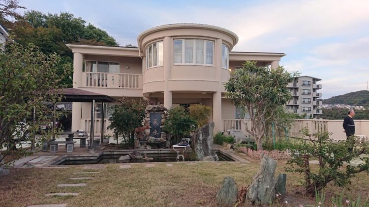 Super Luxury villa with a land area of over 900 ㎡ located in Takarazuka Hyogo Prefecture