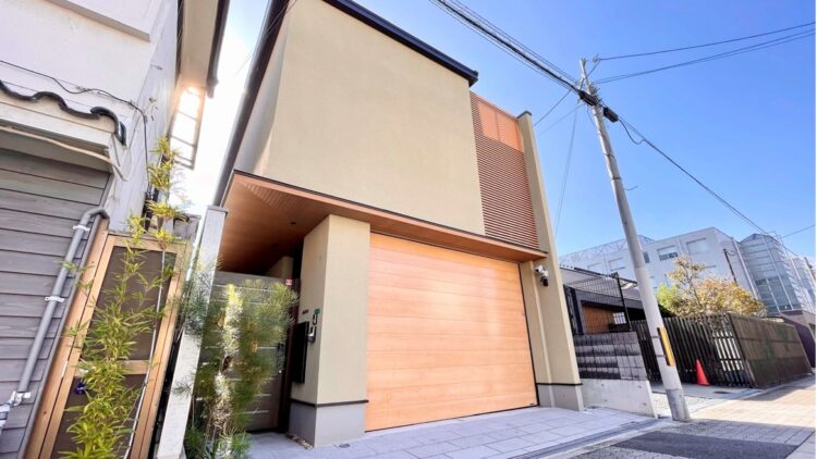 Prestigious Luxury Detached House in a Prime Central of Osaka City , Abeno Ward